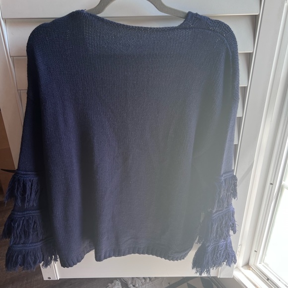 Bell sleeved navy sweater - Picture 2 of 2